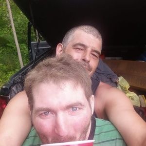 Meet your Posher, Sam